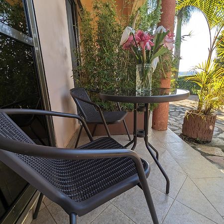Oslo Gardens Bed & Breakfast Entebbe Luaran gambar